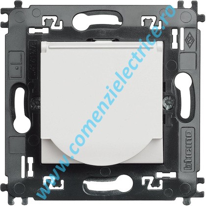 PRIZA MONOBLOC CU CAPAC STANDARD GERMAN 2P+T BORNE AUTOMATE 2 MODULE 16A ALB LIVING LIGHT BTICINO